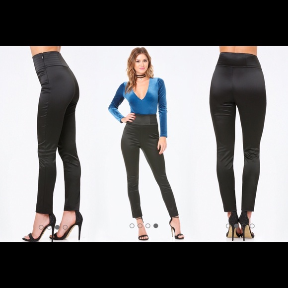BeBe TIANA SATIN HIGH RISE SKINNY PANTS SIZE 00