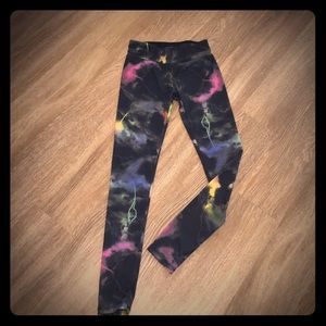 ⚡️Lightning workout leggings! ⚡️🌩