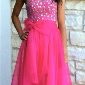 Meet your Posher, Noel