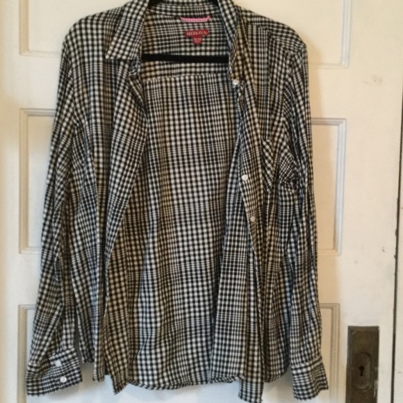 Long sleeve button up