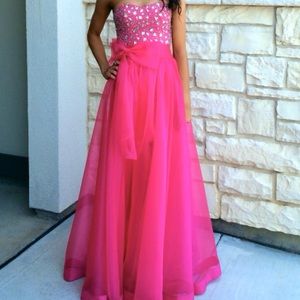 PROM DRESS