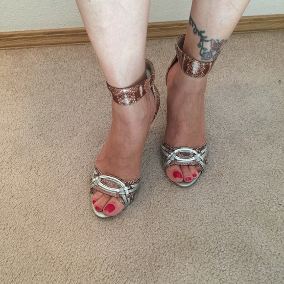 Joan & David shoes - Picture 5 of 8