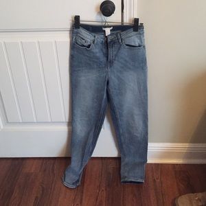 H&M High Waisted Girlfriend Jeans