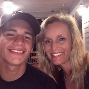 Meet your Posher, Clayton