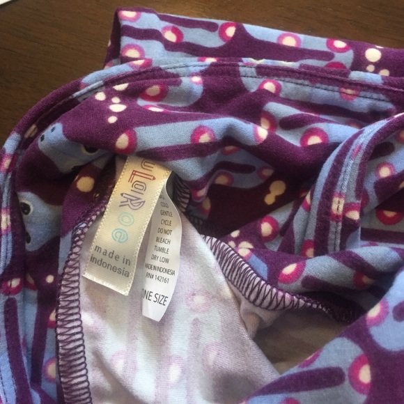 LuLaroe O/S NWT 🦄leggings - Picture 2 of 2