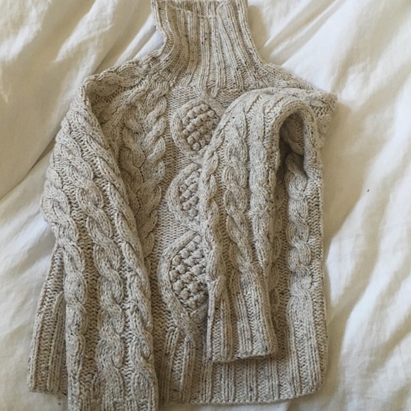 Moda international acrylic/wool sweater