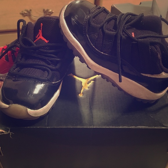Jordan 11s