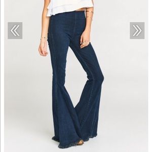 Show me your mumu Berkeley bells. Flare denim