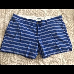 Old Navy blue striped shorts