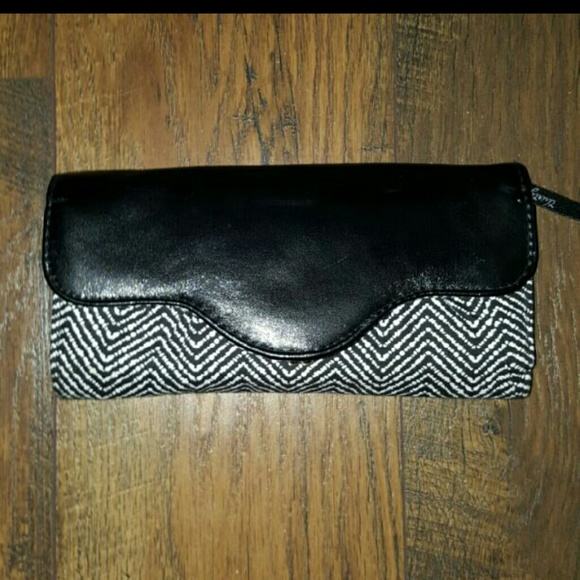 Thirty one wallet