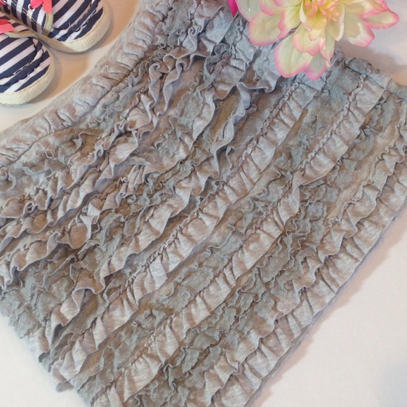 Gap Gray Ruffle & Lace Skirt Small (6-7)