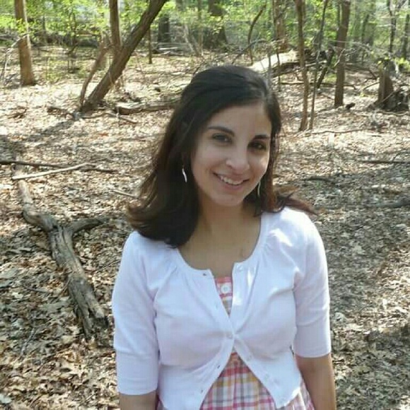 Meet your Posher, Leah