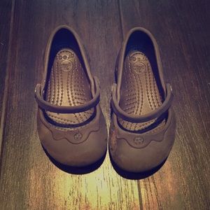 Olive Green Mary Jane Crocs 6/7