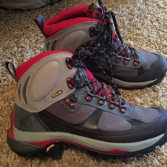 New Timberland Hiking Boots size 6