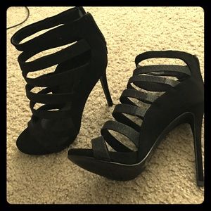 Black velvet high heel Sz 8