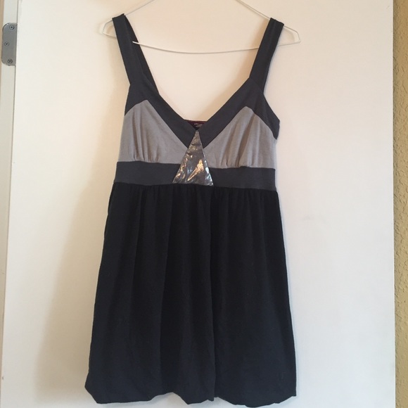 Black and silver tank top