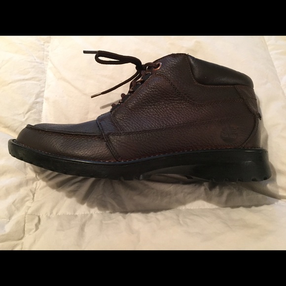 Timberland Chukka Boots Brown. MENS SIZE 8