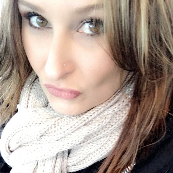 Meet your Posher, Vilisity