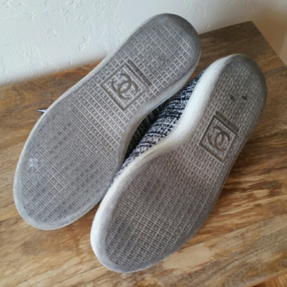 Chanel sneakers - Picture 3 of 3