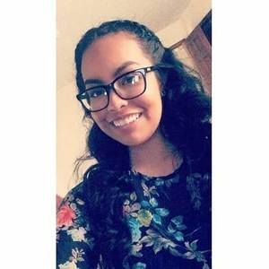 Meet your Posher, Alejandra