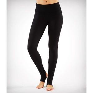 🆕 Manduka Yoga Workout Stirrup Legging NWT