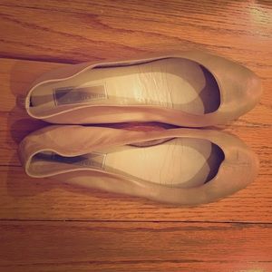 Michael Kors Nude Flat