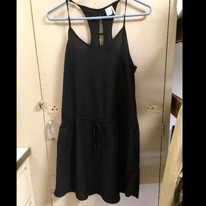 black cinch waist dress