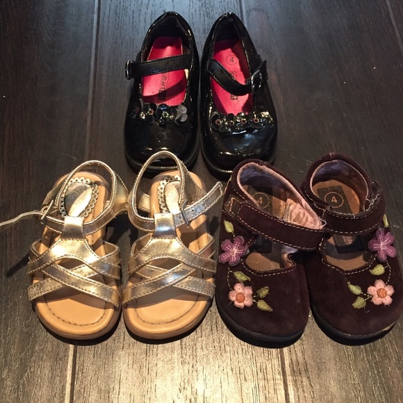 Set of three Sz 4 Shoes