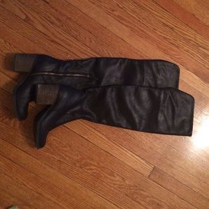 Hinge over the knee boots