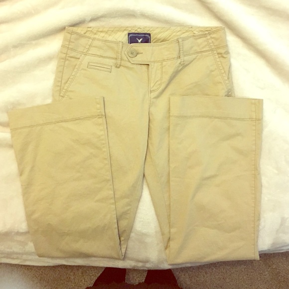 American eagle khaki pants