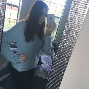 Meet your Posher, Nicole