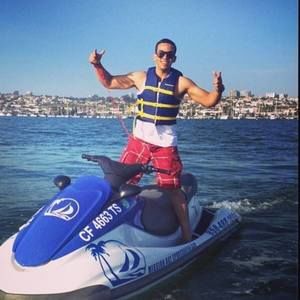 Meet your Posher, Adam