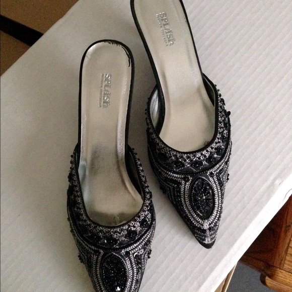 Splash brand Beaded Silver/Black Heels. Sz 6.5