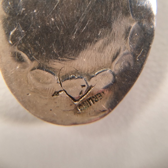 🌷🌷Dainty Sterling Silver Inlay Pendant on Chain - Picture 4 of 4