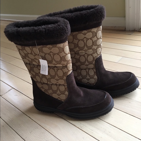 NWT COACH SUEDE/MATERIAL/FUR BOOTS - Picture 2 of 3