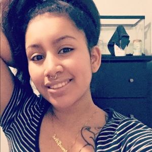 Meet your Posher, Ines