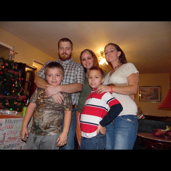 Meet Your Seller, Shelly💕 - Picture 2 of 4