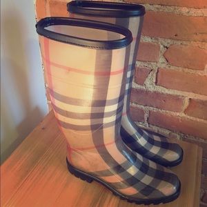 Classic Burberry Rain Boots