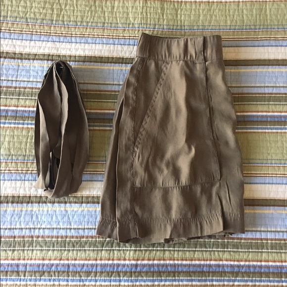 PRICE FIRM* Old Navy Olive Green Mini Skirt