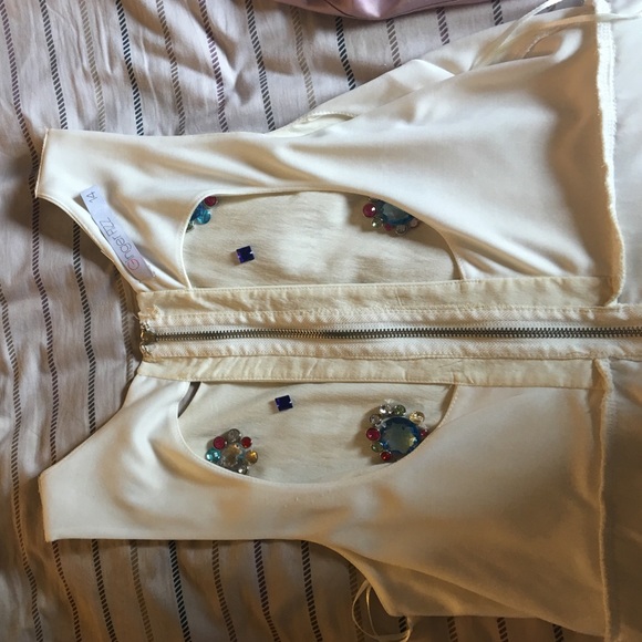 Ginger Fizz Prom Dress With Floral Embellishment - Picture 4 of 5