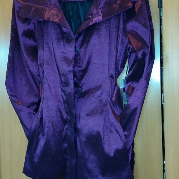 Jacket - Picture 3 of 4
