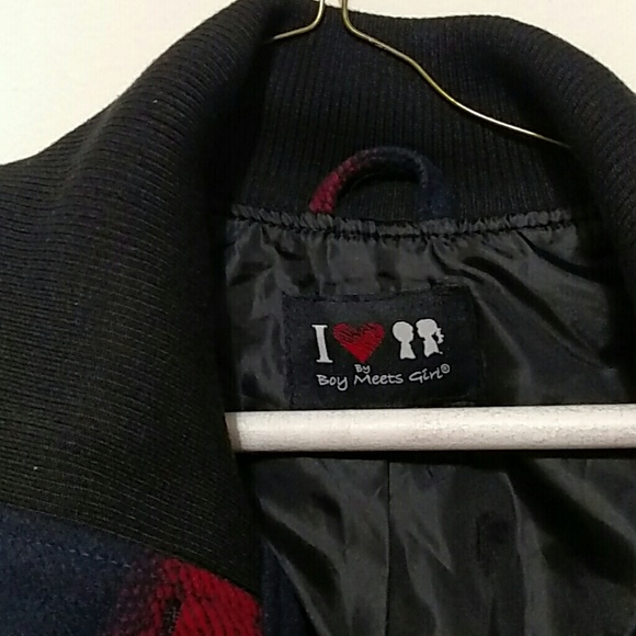 Jacket - Picture 2 of 3