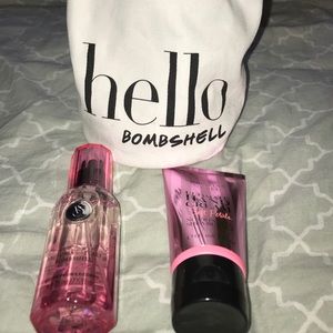 VS Bombshell Duo