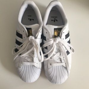 Adidas Superstar