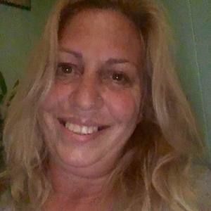 Meet your Posher, Karreen