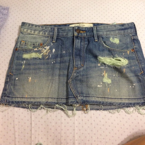Abercrombie and Fitch Jean mini skirt size 6 / w28