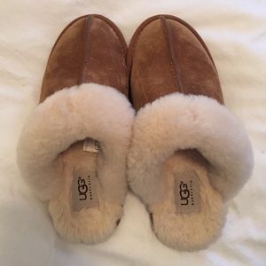 GIRLS Ugg slippers.