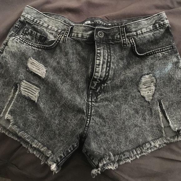 Vans grey jean shorts