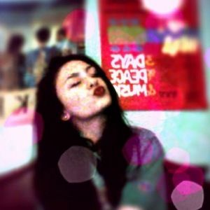 Meet your Posher, Emily