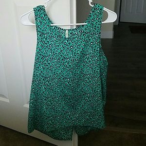 Francesca's cheetah top